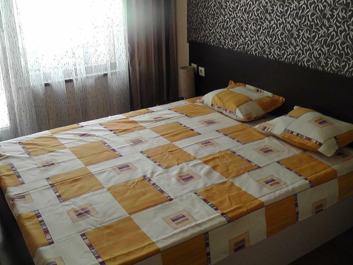 Адмирал- Сирена Golden Sands Ngoại thất bức ảnh