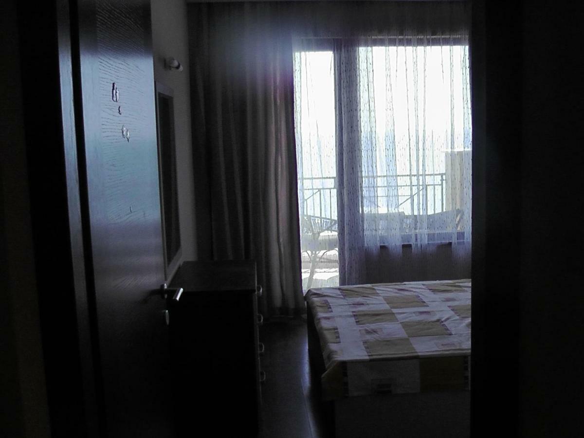 Адмирал- Сирена Golden Sands Ngoại thất bức ảnh